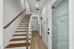 2231 Clinton Street photo 4
