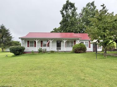 81 Fort Hill Drive, Rock Cave, WV 26234