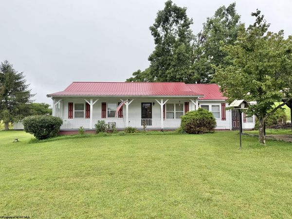 81 Fort Hill Drive, Rock Cave, WV 26234
