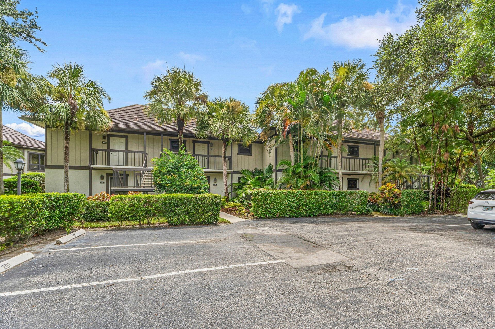13334 Polo Club Road, Unit 240, Wellington, FL 33414 Photo