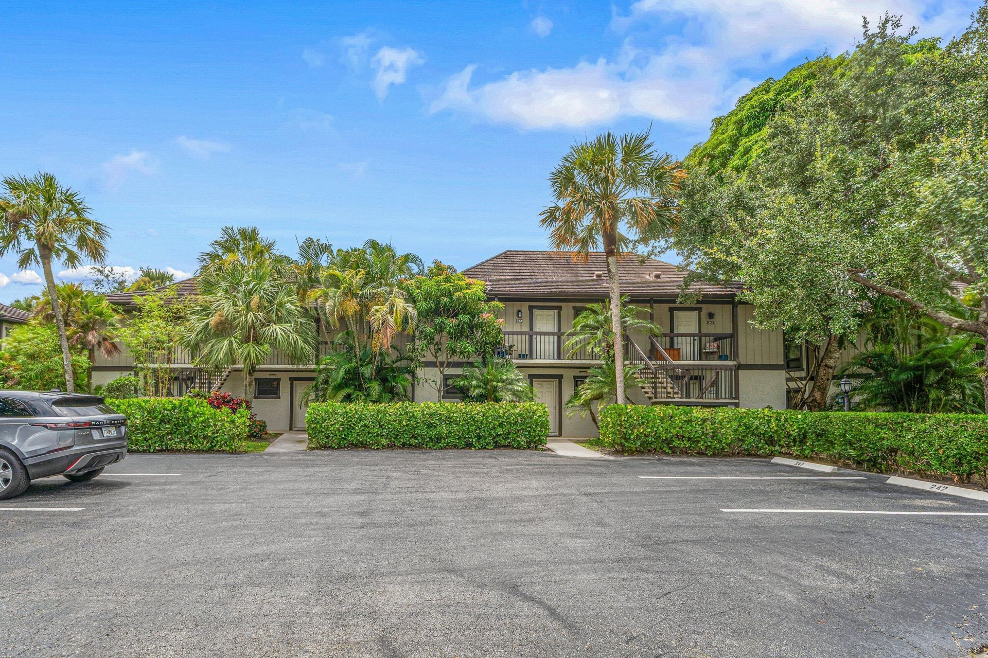 13334 Polo Club Road, Unit 240, Wellington, FL 33414 Photo