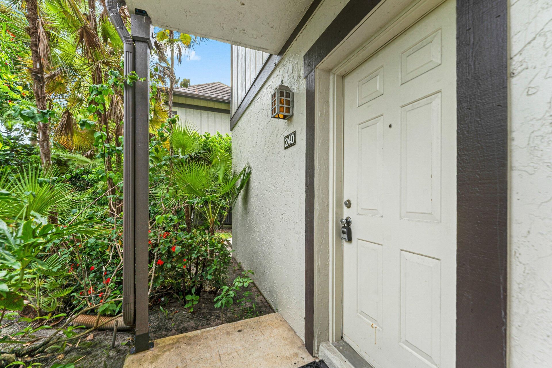 13334 Polo Club Road, Unit 240, Wellington, FL 33414 Photo