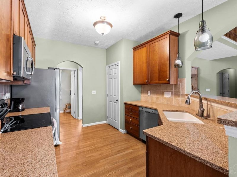 1151 Lake Field Drive, Lebanon, OH 45036 Photo 12