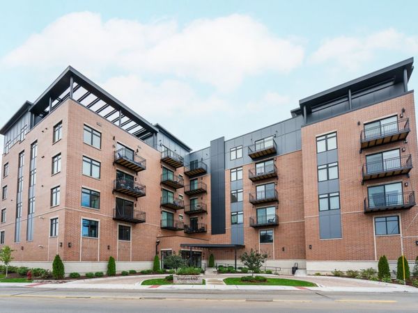 546 Green Bay Road , Unit 209, Highwood, IL 60040