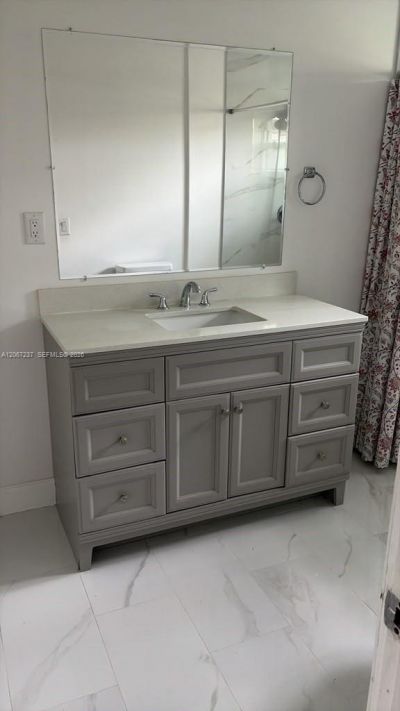170 E 46th St, Unit 2, Hialeah, FL 33013 Photo