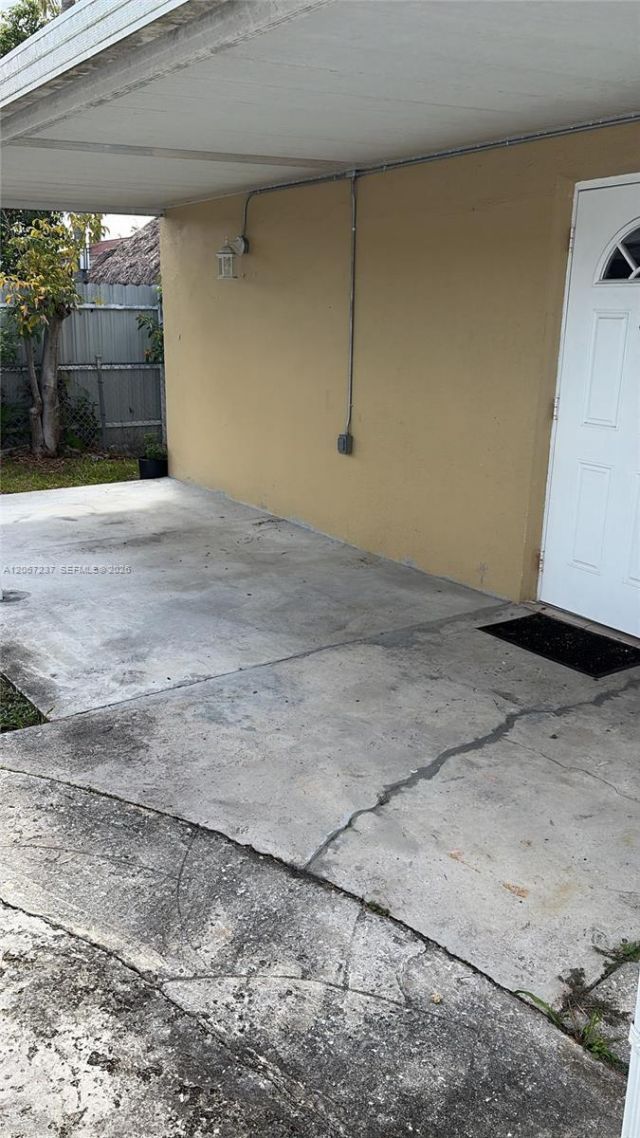 170 E 46th St, Unit 2, Hialeah, FL 33013 Photo
