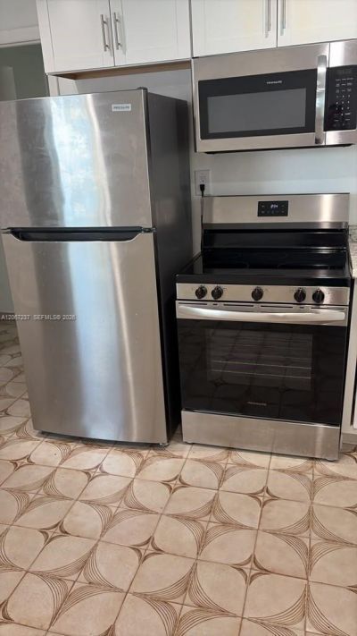 170 E 46th St, Unit 2, Hialeah, FL 33013 Photo