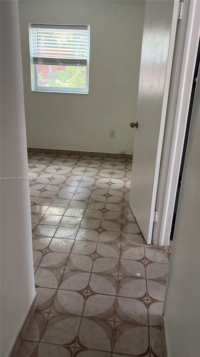 170 E 46th St, Unit 2, Hialeah, FL 33013 Photo