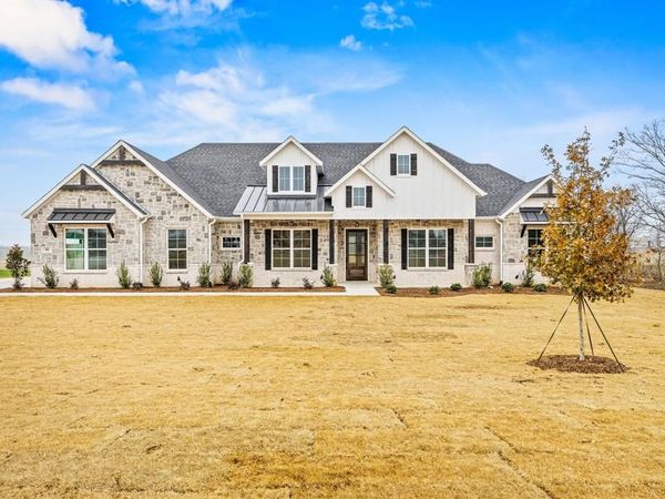 121 CR 207 , Valley View, TX 76272