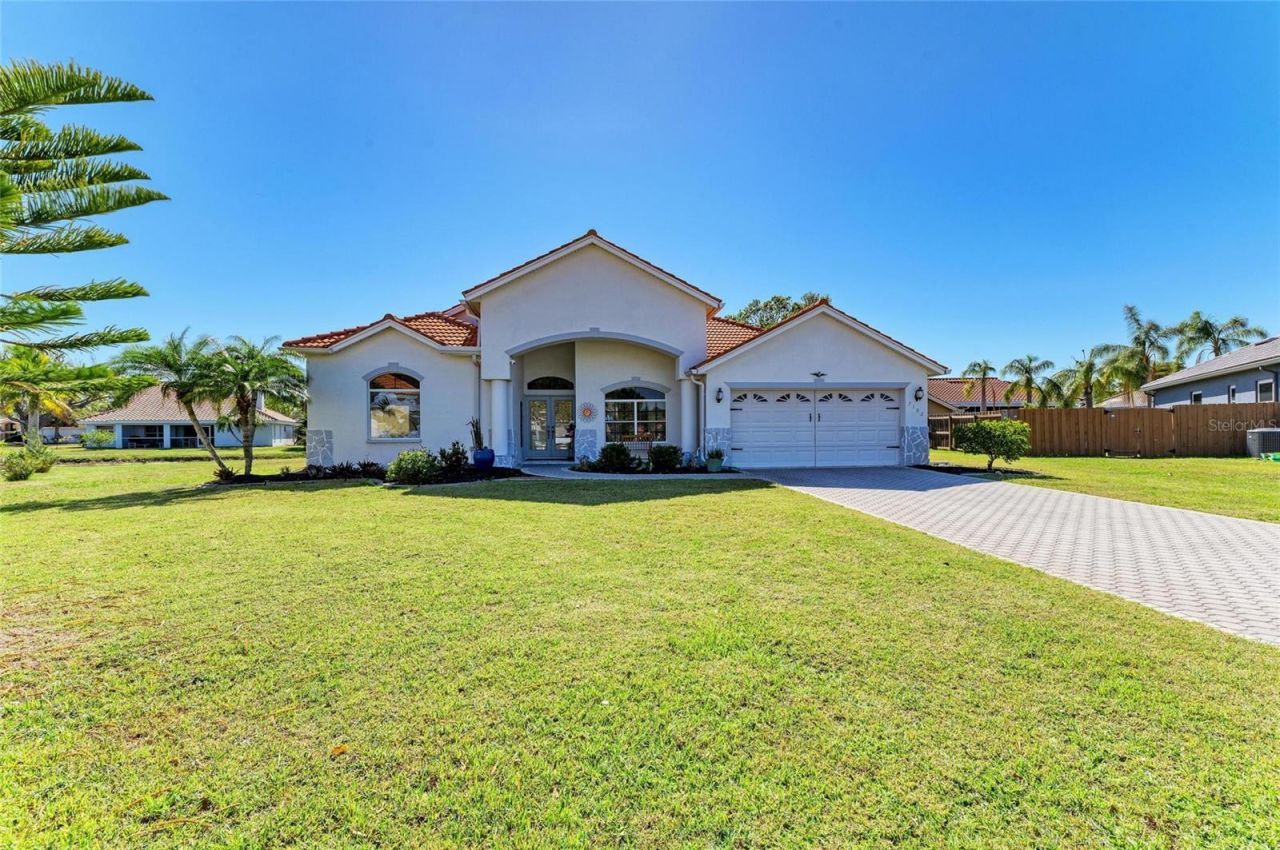 7102 42nd Court E, Sarasota, FL 34243 Photo