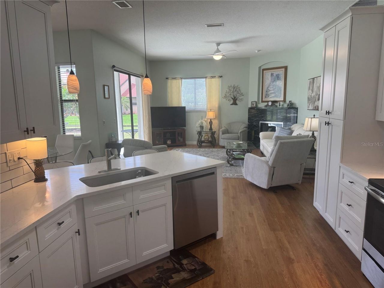 7102 42nd Court E, Sarasota, FL 34243 Photo