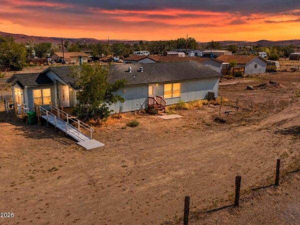 3614 Deodar Street, Silver Springs, NV 89429