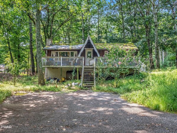 101 Daisy Lane, Dingmans Ferry, PA 18328