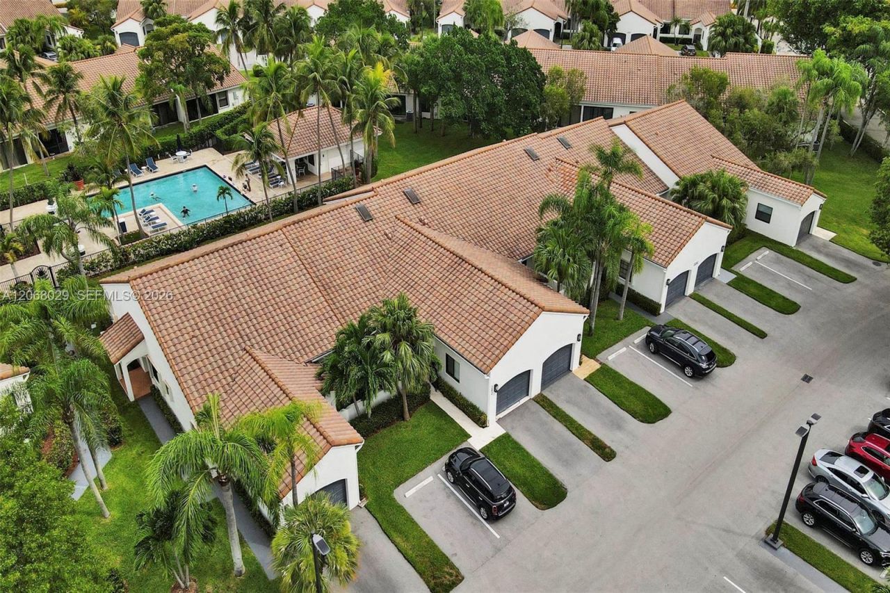 21240 Harbor Way , Unit 285-28, Aventura, FL 33180 Photo