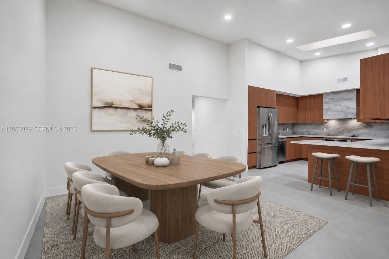21240 Harbor Way , Unit 285-28, Aventura, FL 33180 Photo