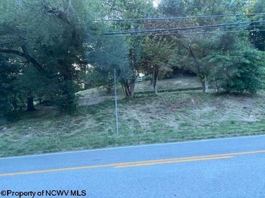 1672 Milford Street, Clarksburg, WV 26301