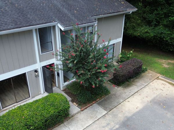 670 Powers Ferry North SE, Marietta, GA 30067