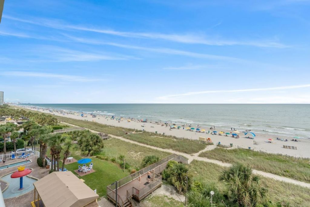 2000 N Ocean Blvd. Photo 19