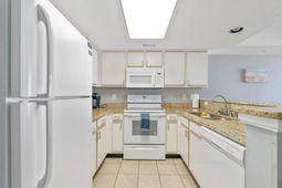 2000 N Ocean Blvd. photo 4