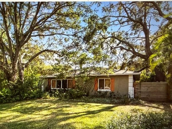 3022 DARTMOUTH AVENUE N, ST PETERSBURG, FL 33713