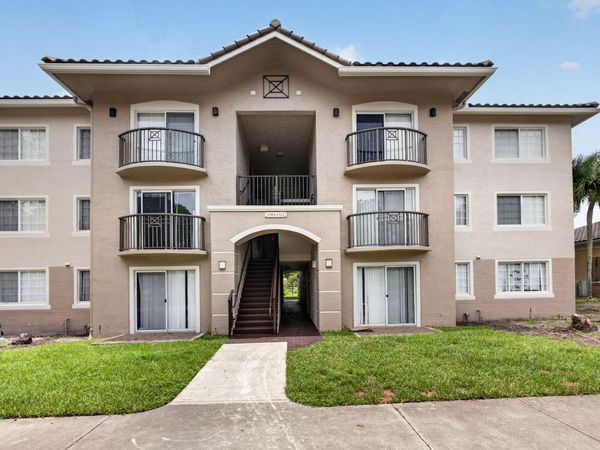 4151 N Haverhill Road, Unit 1504, West Palm Beach, FL 33417