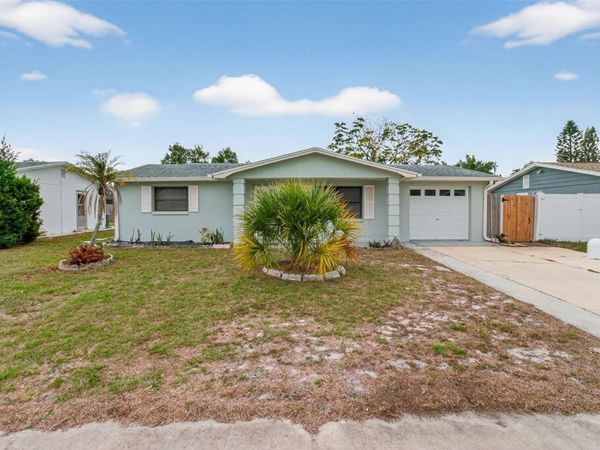 3214 HUNTINGTON ROAD , HOLIDAY, FL 34691