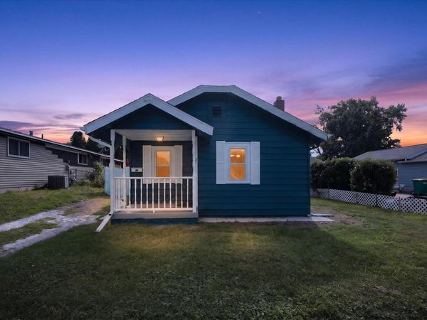 206 Helen Avenue, Mishawaka, IN 46544