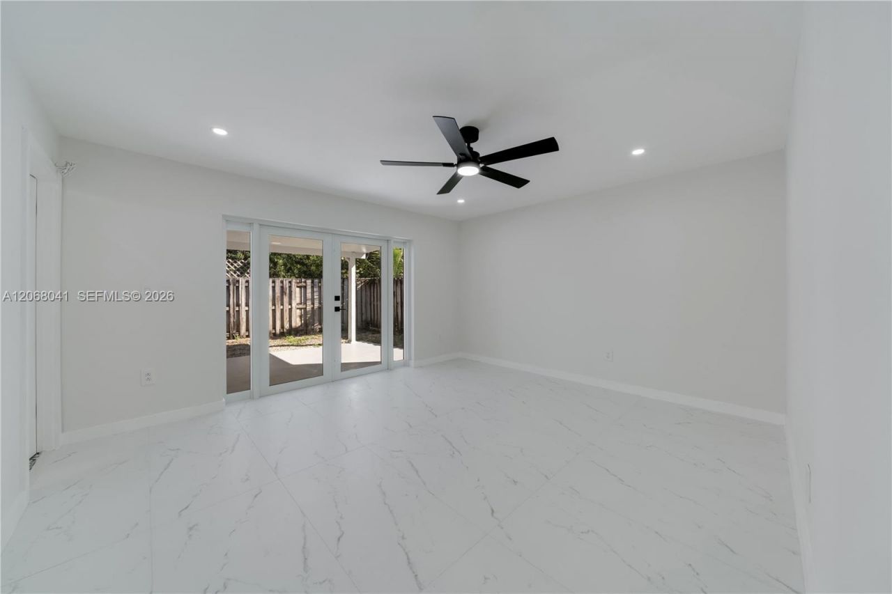 9826 SW 222nd Ter , Cutler Bay, FL 33190 Photo