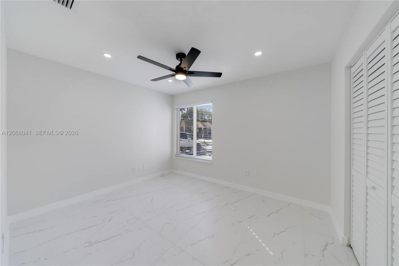 9826 SW 222nd Ter , Cutler Bay, FL 33190 Photo