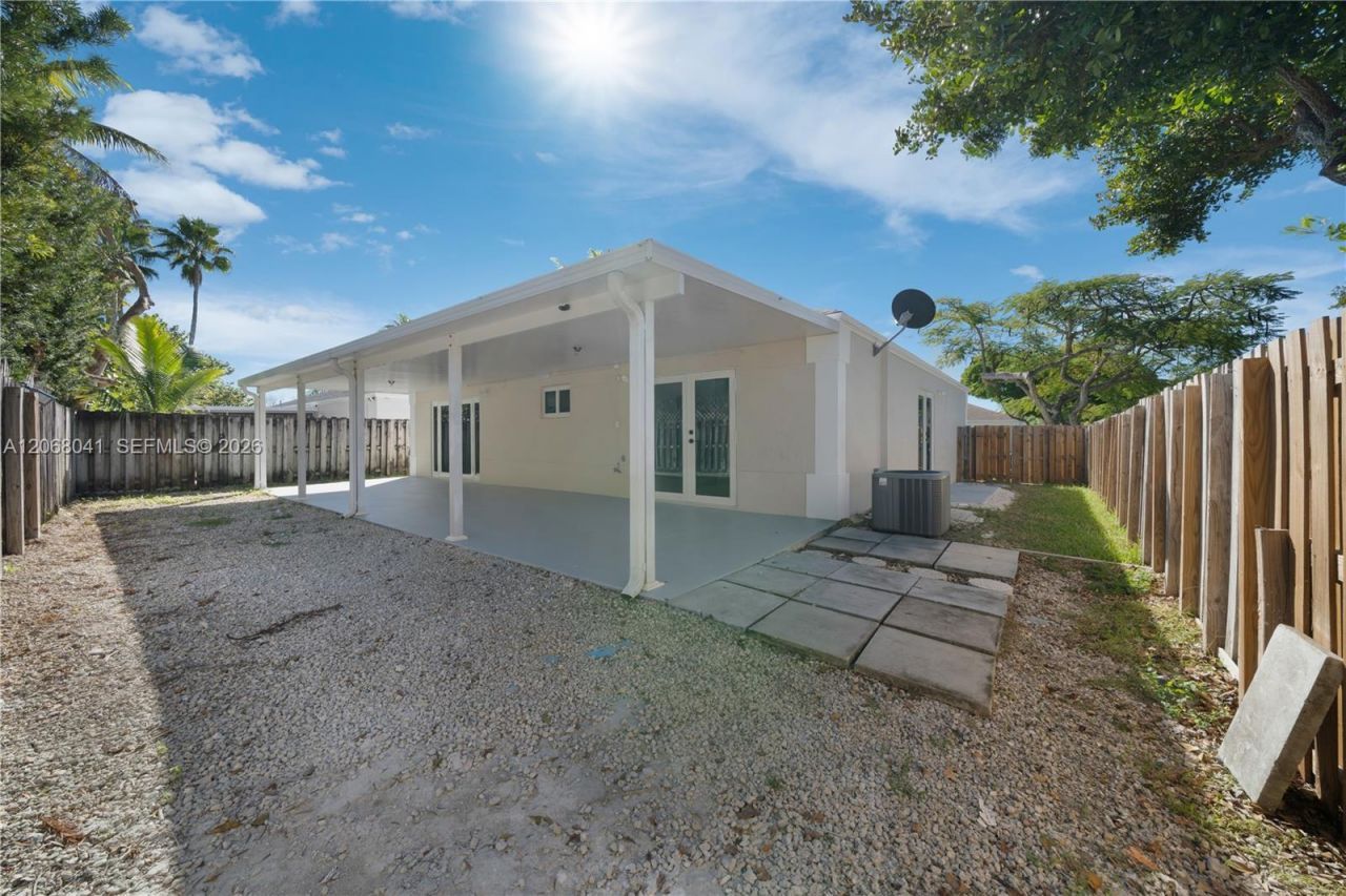 9826 SW 222nd Ter , Cutler Bay, FL 33190 Photo