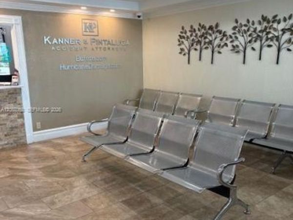 5124 Hollywood Blvd , Hollywood, FL 33021