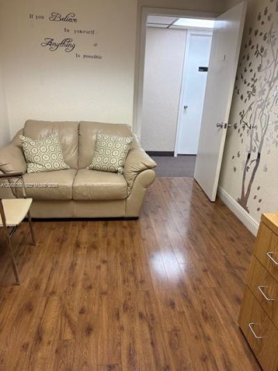 5124 Hollywood Blvd , Hollywood, FL 33021 Photo