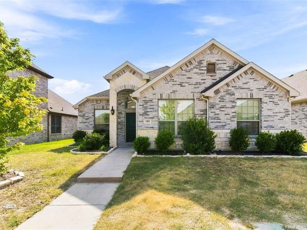 105 Finlee Lane, Red Oak, TX 75154
