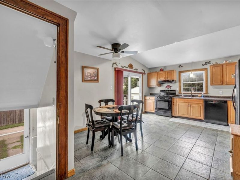 3288 W 128th Street , Cleveland, OH 44111 Photo 15