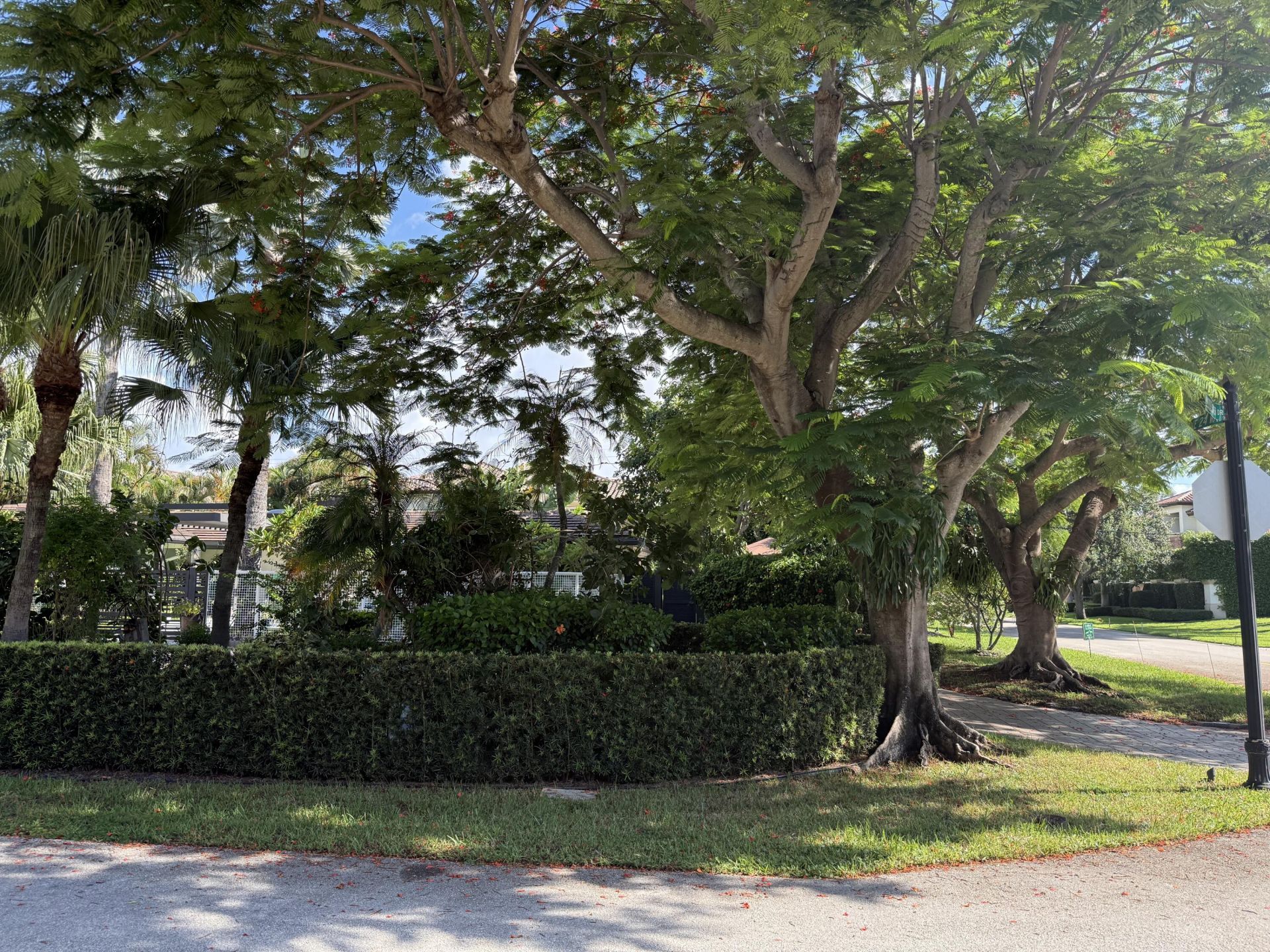 716 Middle River Drive, Fort Lauderdale, FL 33304 Photo