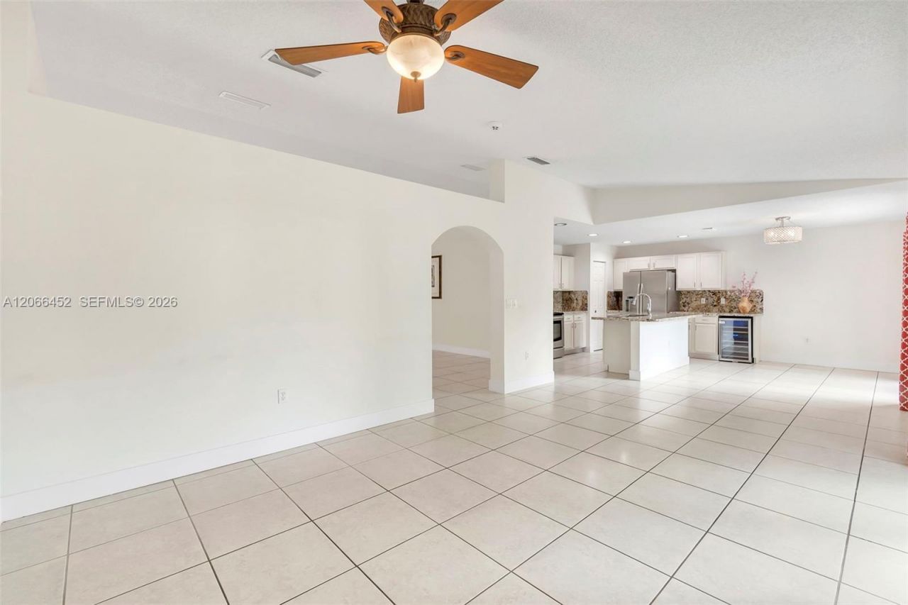 16850 Crestview Ln, Weston, FL 33326 Photo