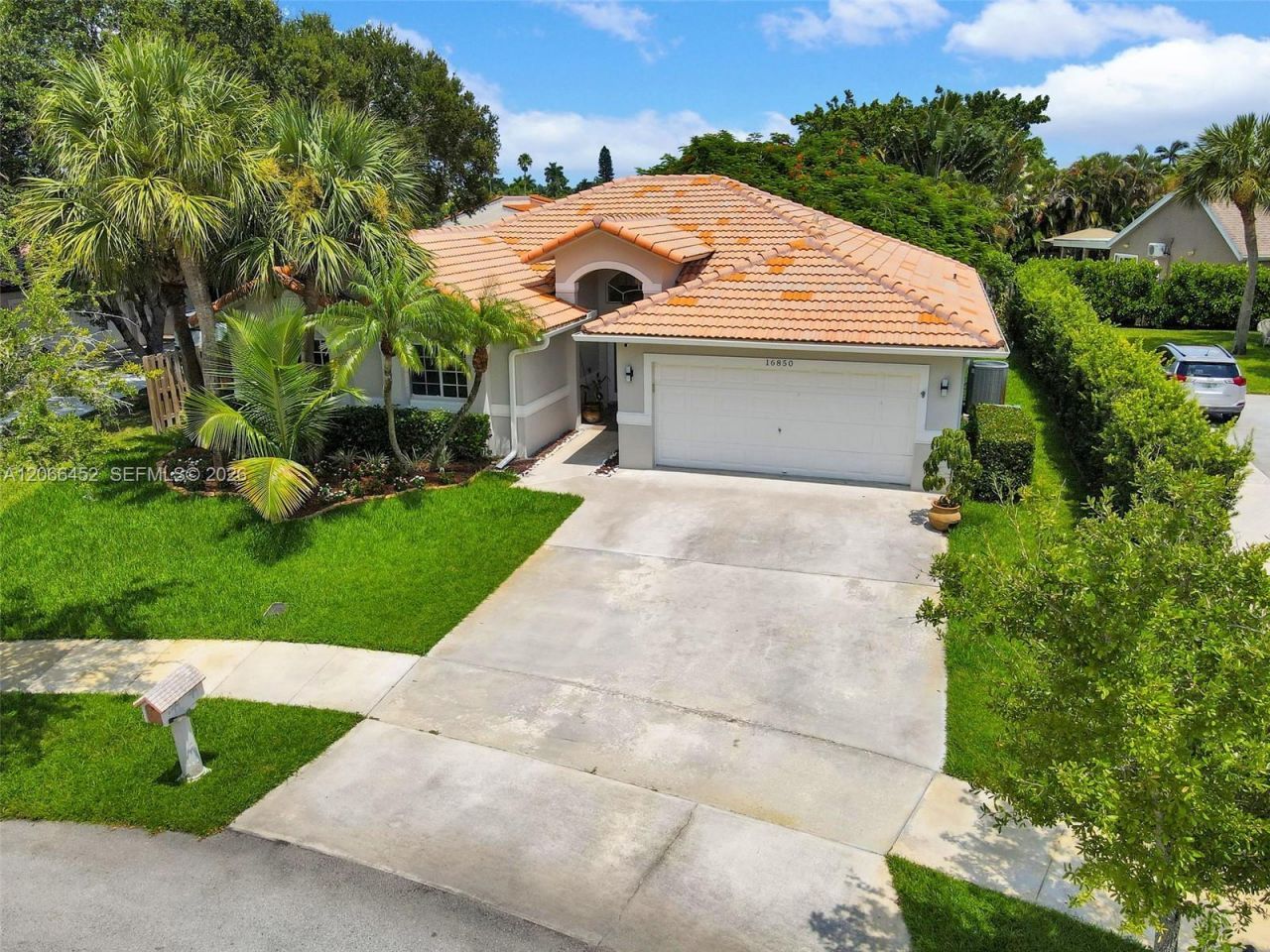 16850 Crestview Ln, Weston, FL 33326 Photo