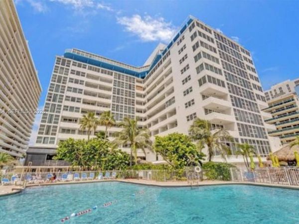 4040 Galt Ocean Dr , Unit 221, Fort Lauderdale, FL 33308