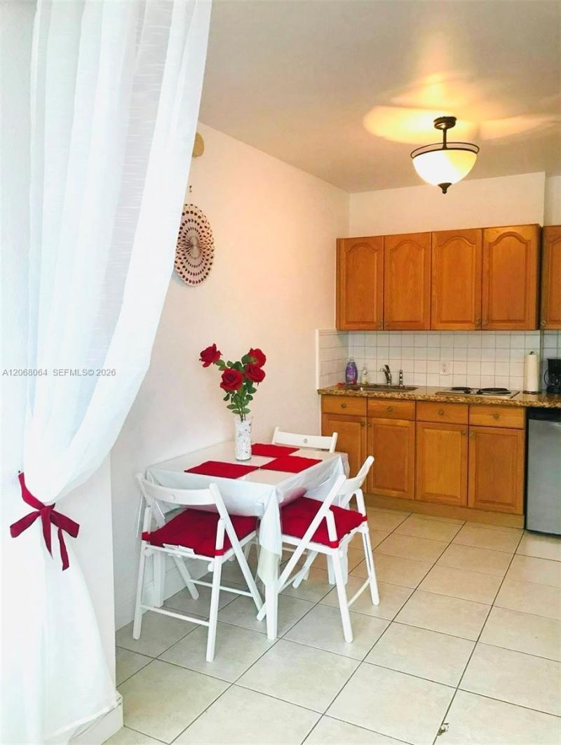 4040 Galt Ocean Dr , Unit 221, Fort Lauderdale, FL 33308 Photo