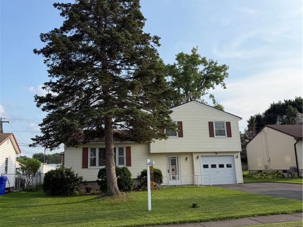 11 Morningstar Drive, Rochester, NY 14606