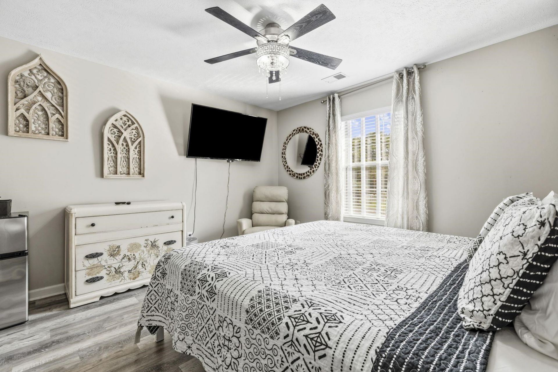 504 Pinehurst Ln. Photo 22