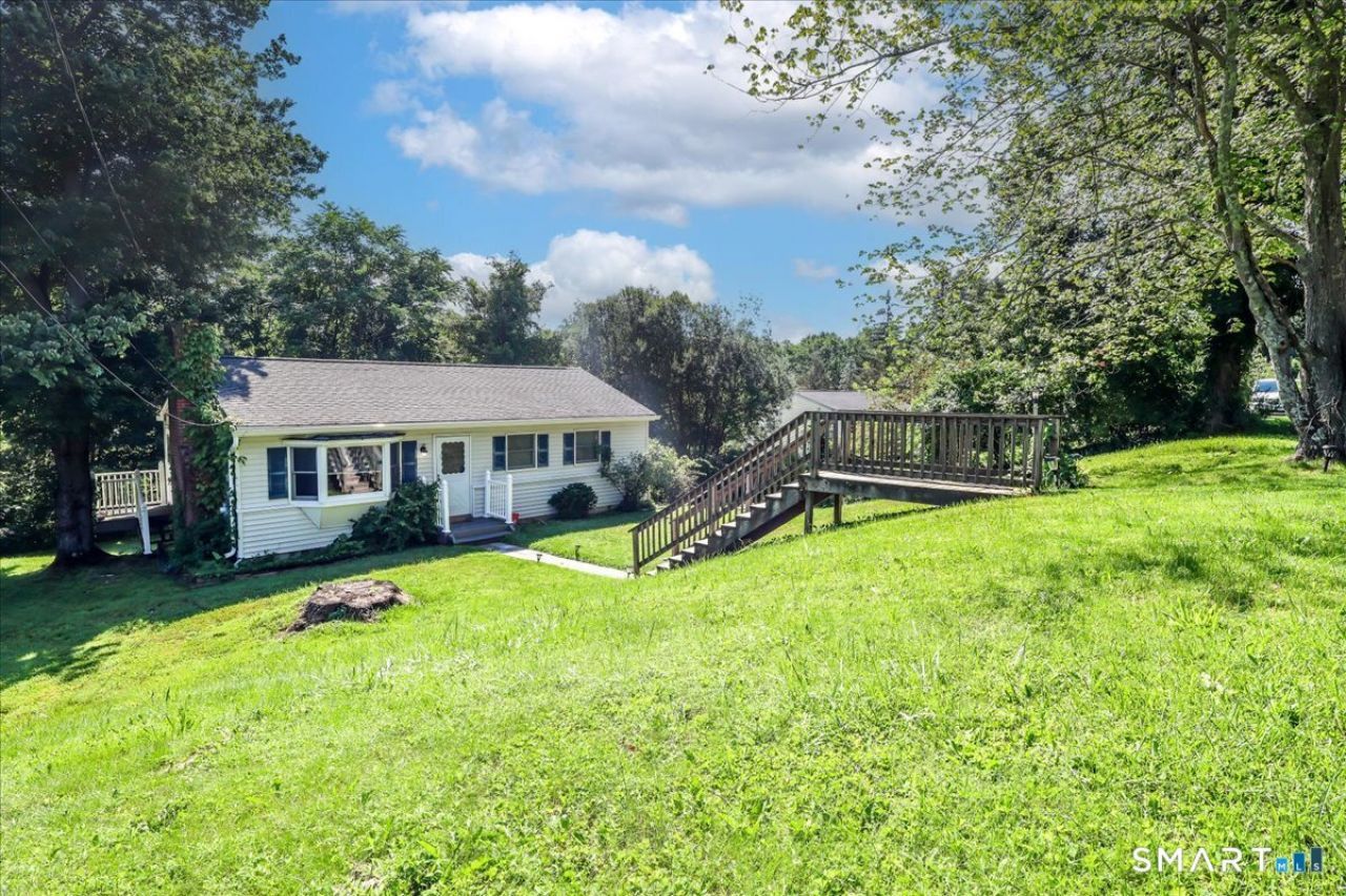 29 Overlook, New Milford, CT 06776 Main Photo