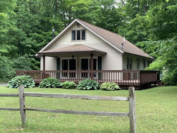 2962 W Spruce ST, St. Ignace, MI 49781