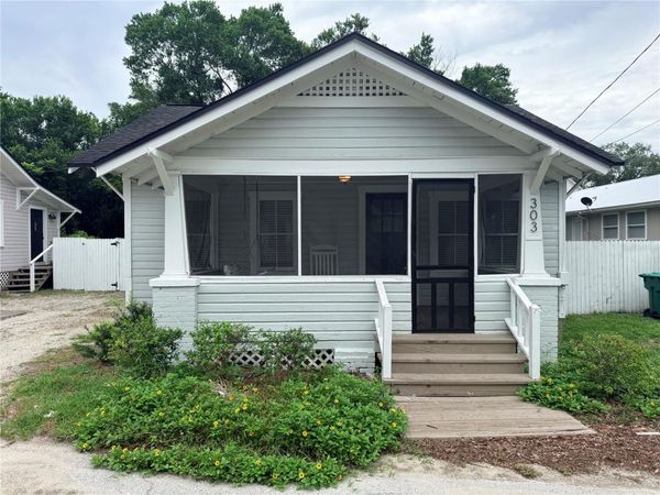303 PAGE COURT, DELAND, FL 32720