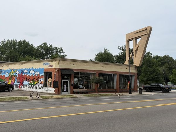 19655 W Grand River Ave Avenue SW, Detroit, MI 48223