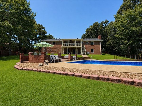 237 Beaumont Avenue , Russellville, AR 72801