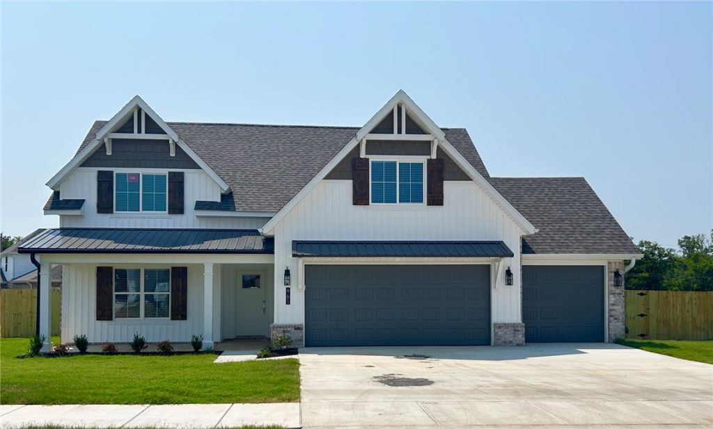 961 Spencer Drive , Prairie Grove, AR 72753 Main Photo