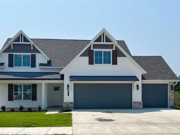 961 Spencer Drive , Prairie Grove, AR 72753
