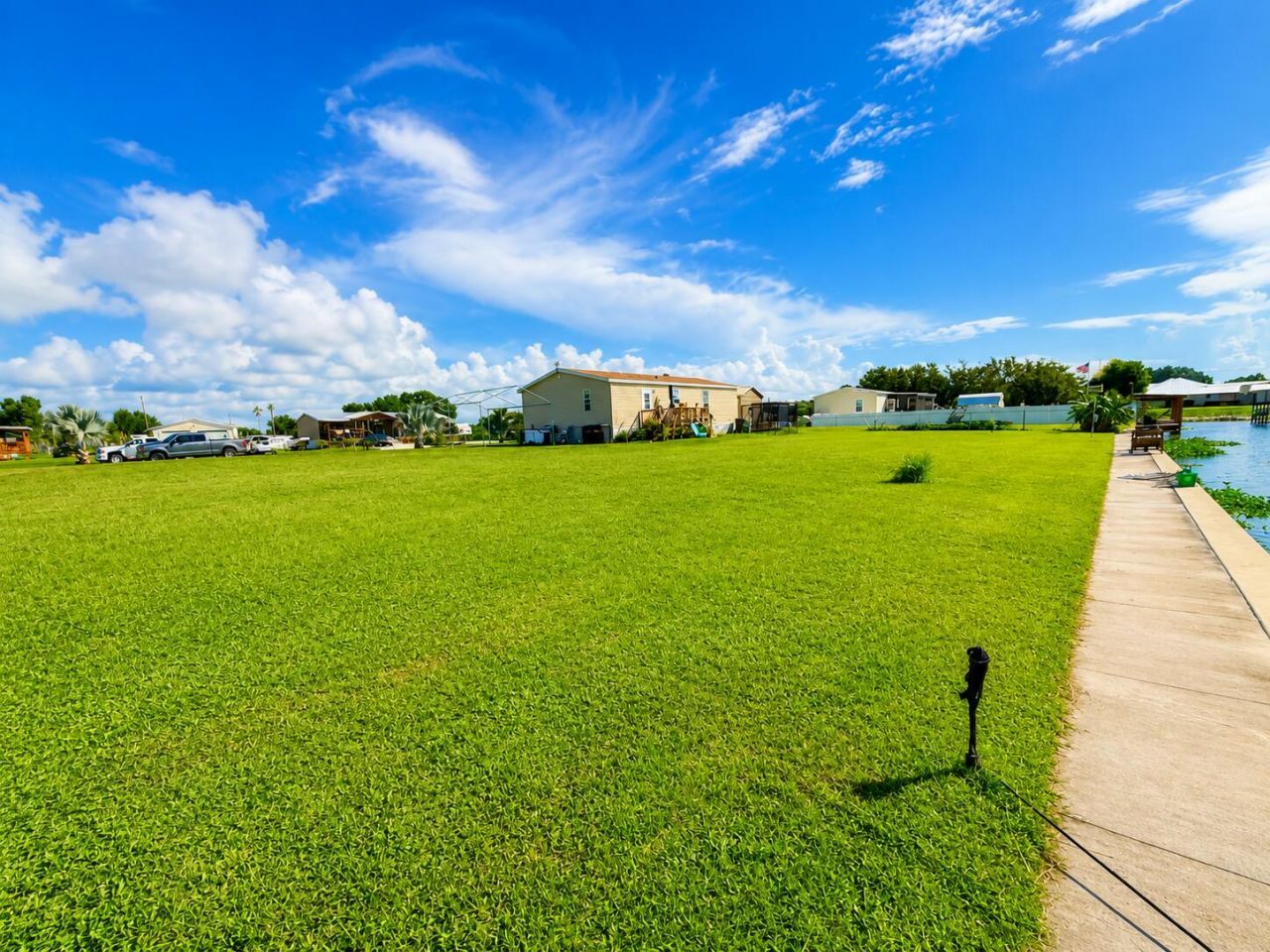 1059 Orange Loop, Okeechobee, FL 34974 Photo