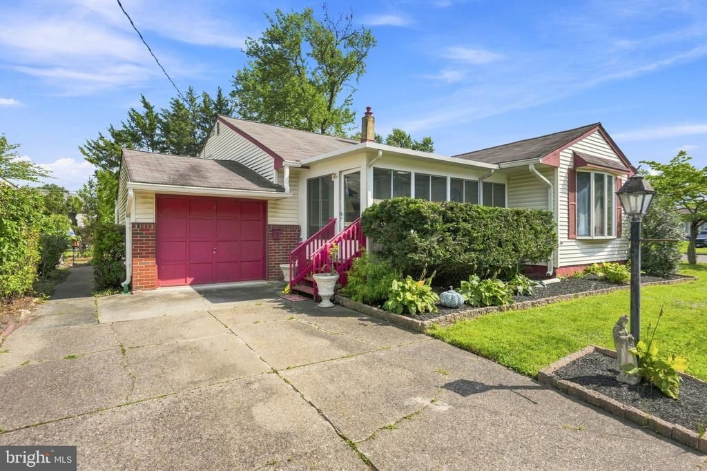 713 W Lincoln Avenue, Magnolia, NJ 08049 Main Photo